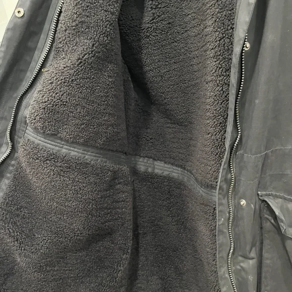 Helly Hansen winter parka - Picture 2 of 6